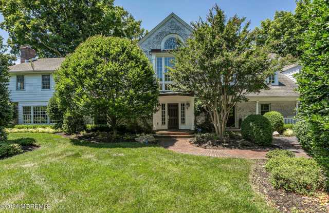 72 Navesink Avenue