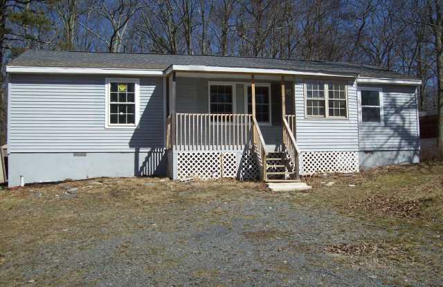 2186 Spring dr - 2186 Spring Drive, Pocono Ranch Lands, PA 18324