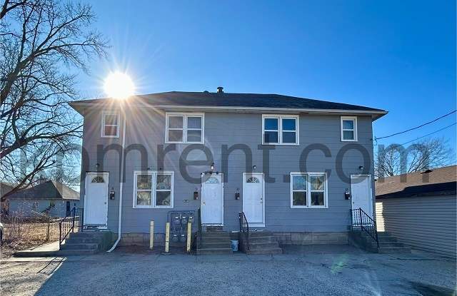 807 1/2 5th Ave NE - 10