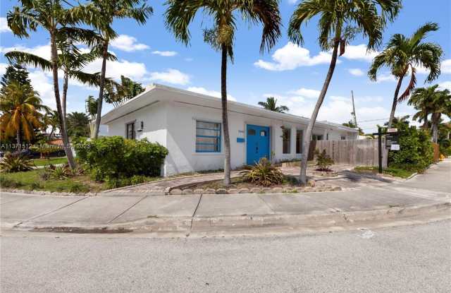1441 S Treasure Dr