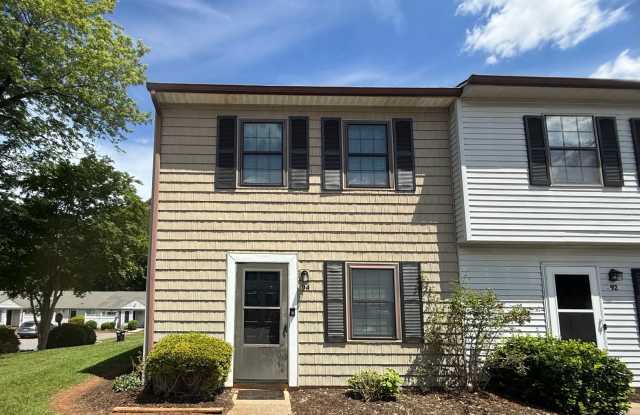 End Unit at CountryPlace