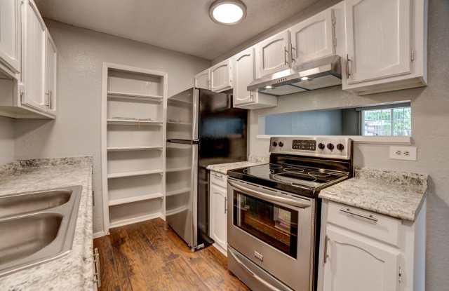 Photo of 2 bed/ 1 bath Located Next to Major Highways!