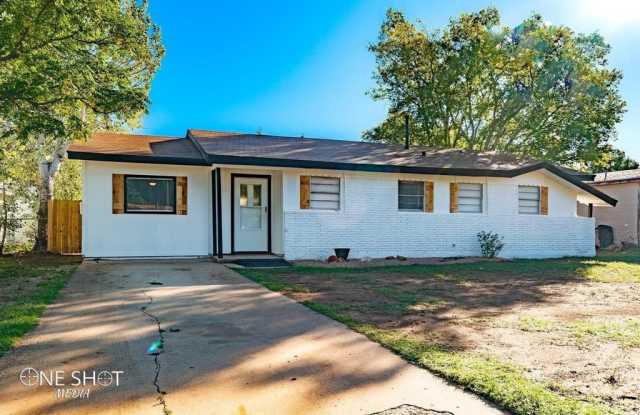 525 N Bowie Drive
