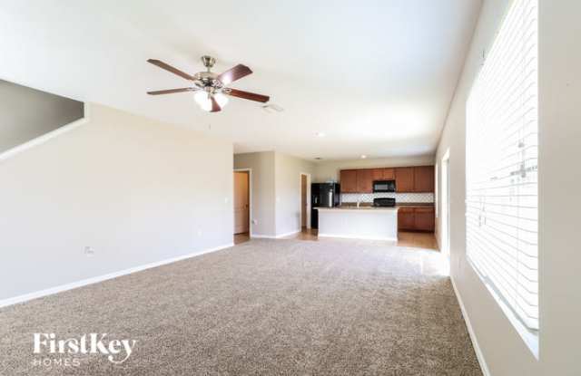 3816 Crystal Dew Street