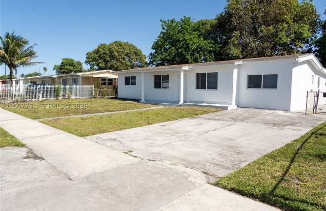 4000 NW 195th St