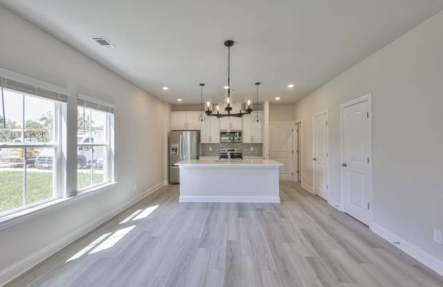 New Townhome in a prime location in Gallatin