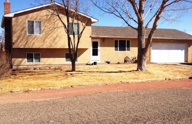 416 S Nathrop Dr - 416 South Nathrop Drive, Pueblo West, CO 81007