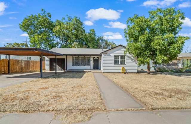 Vintage Home in Medical District *HALF-OFF FIRST MONTH'S RENT*