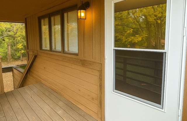 Photo of 1840 J Julian Lane