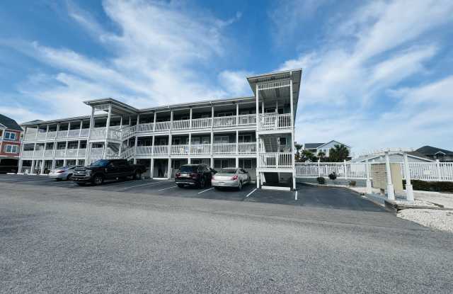 2607 N Ocean Blvd # 27