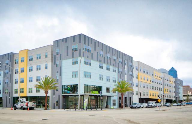 Lofts at LaVilla