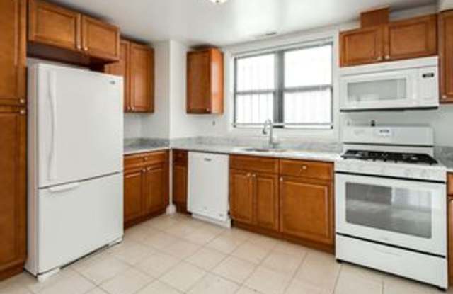 1347 Riggs Street NW