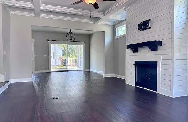 271 Legacy Lakes Way