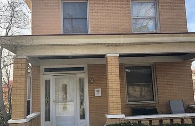 320 Kenmont Ave - 320 Kenmont Avenue, Allegheny County, PA 15216