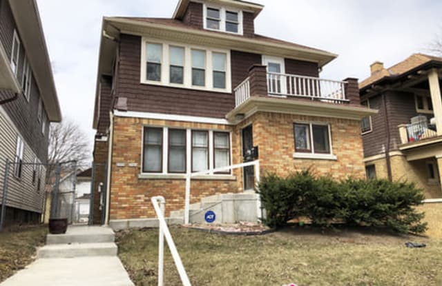 2559 N 52nd St - 2559 North 52nd Street, Milwaukee, WI 53210