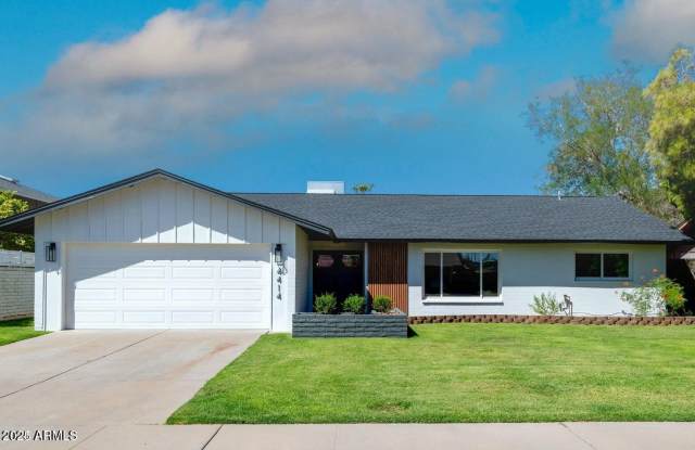 Photo of 4414 S Terrace Road