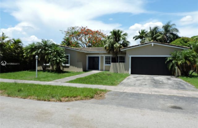 13021 SW 85 ST - 13021 Southwest 85th Street, Kendale Lakes, FL 33183