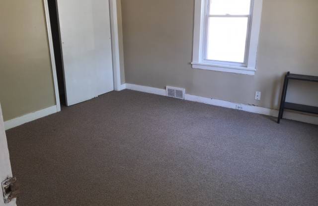 361A Linwood Cemetery Road