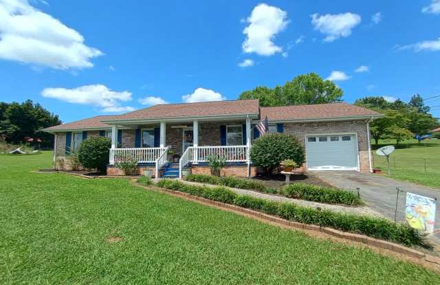 4 Bed/2 Bath Brick Home - Church Hill TN