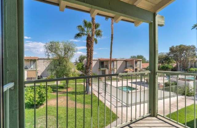 98 Lakeview Circle