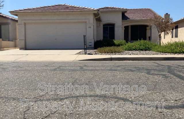 3040 N 109th Ave