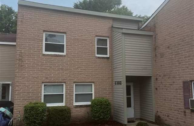 5302 Leicester Court