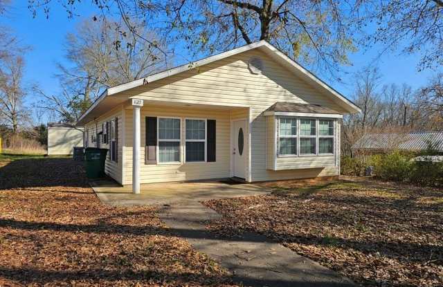 Photo of 1127 Willow Street