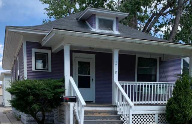 Photo of 1718 7th Ave