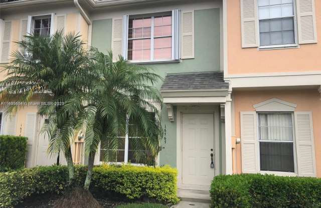 16767 Hemingway Dr