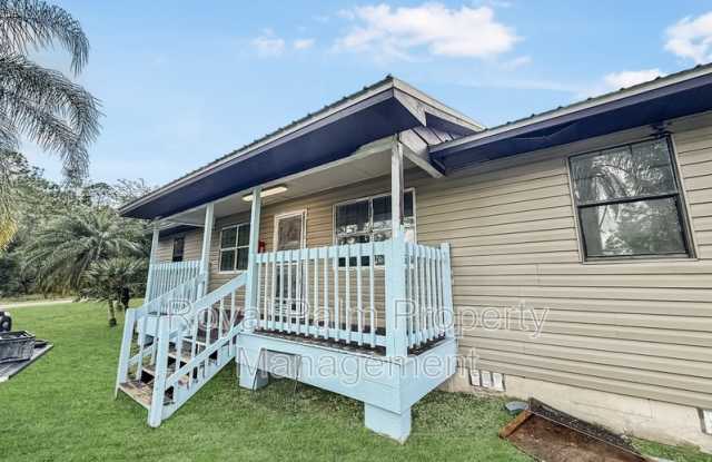 2806 East 13th Street