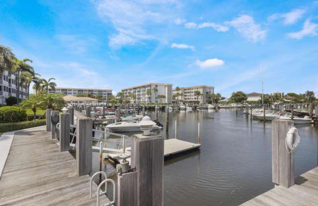 911 Gardenia Drive E