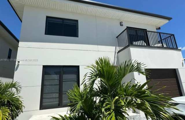 Photo of 1301 NW 3rd St