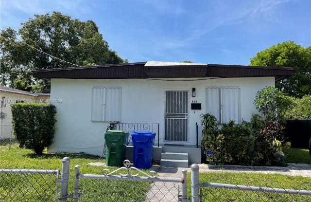 320 NW 44th St - 320 Northwest 44th Street, Miami, FL 33127