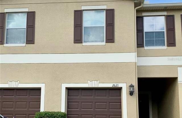 2621 LANTERN HILL AVE