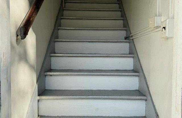 304 1st Street Upstairs