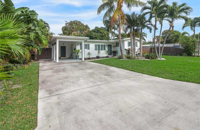 1417 NE 27th St - 1417 Northeast 27th Street, Wilton Manors, FL 33334