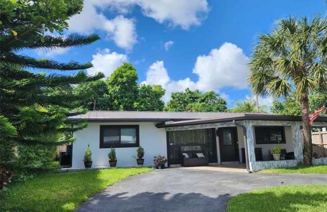 2040 North 57th Terrace