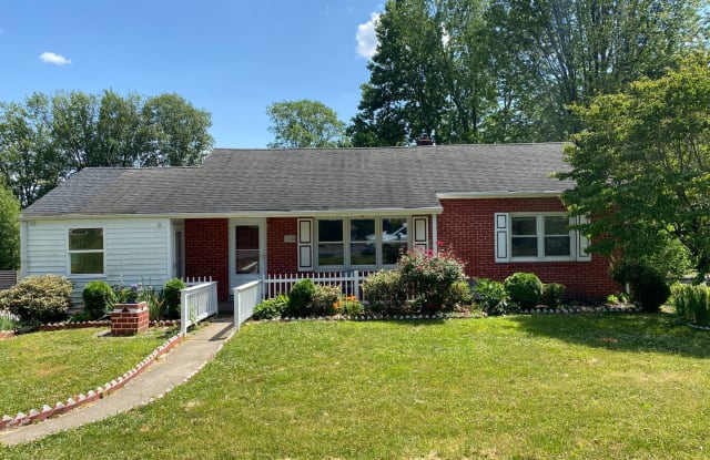 1766 Linwood Ave - 1766 Linwood Avenue, Lancaster County, PA 17603