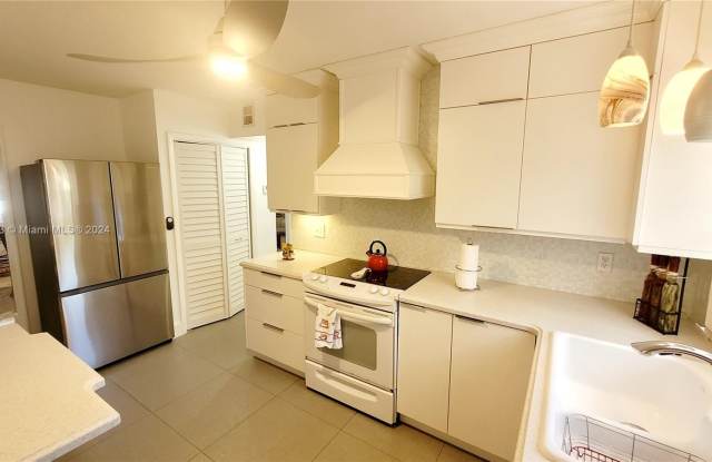 1100 Atlantic Shores Blvd