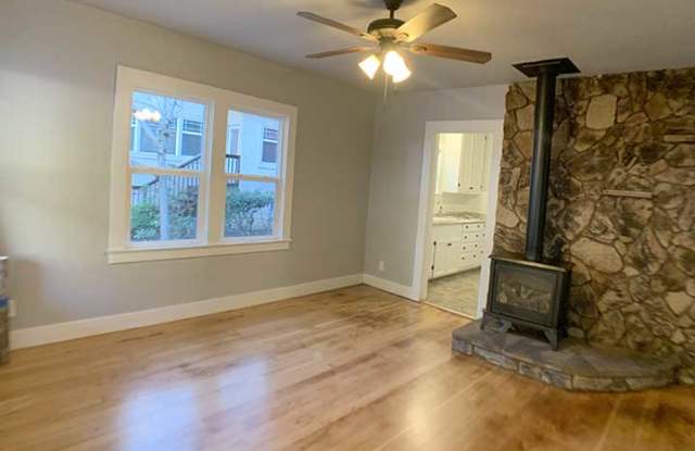 3076 Cedar Ravine Rd