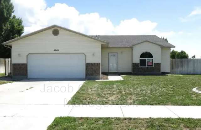 Photo of 4240 Willow Canyon Drive