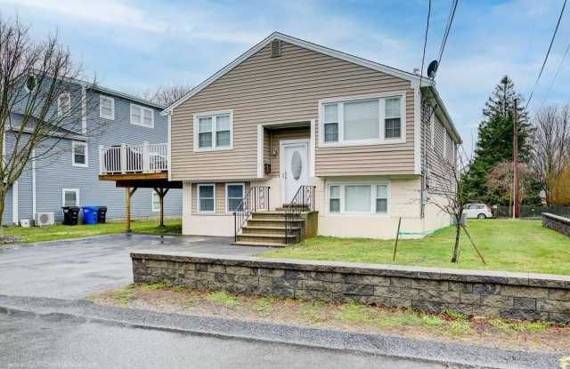 Photo of 7 Wilbur Avenue