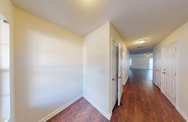 3BR/ 2.5BA TOWNHOME With Garage - Timmerman's Walk *Available NOW** $500 OFF First Month Rent*