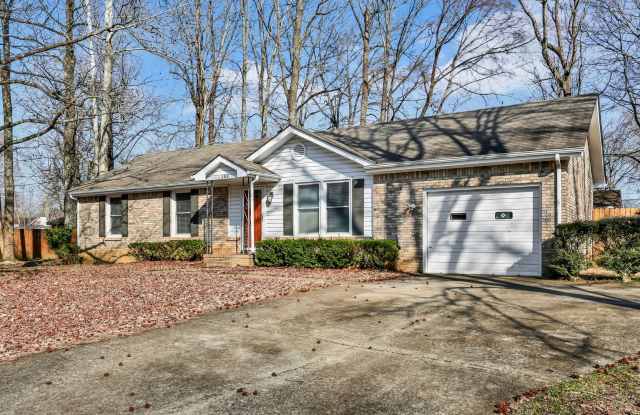 171 W Regent - 2 Weeks Free w/ Same Day Move-in!