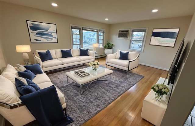 Photo of 368 New York Avenue