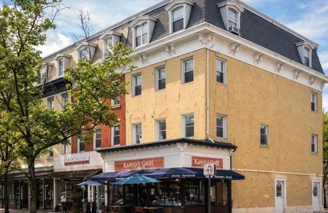 116A Main Street unit: 3