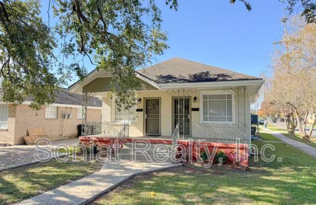 3638 Elysian Fields