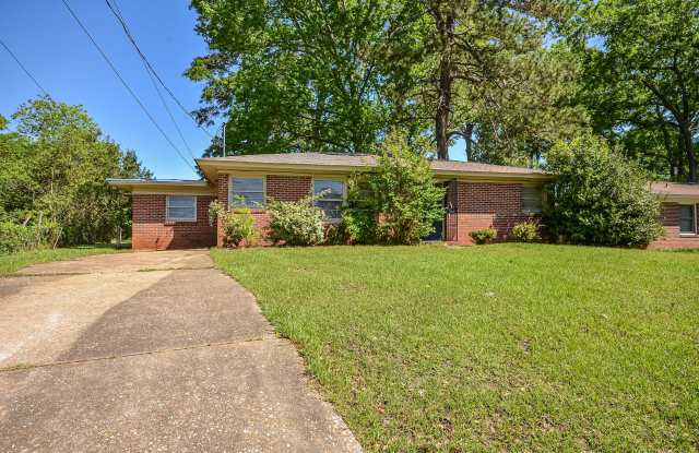 908 Green Ridge Court