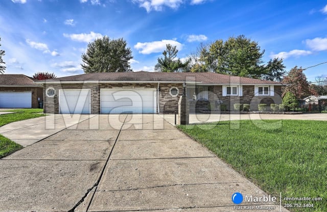 7486 W 130TH St - 7486 West 130th Street, Middleburg Heights, OH 44130