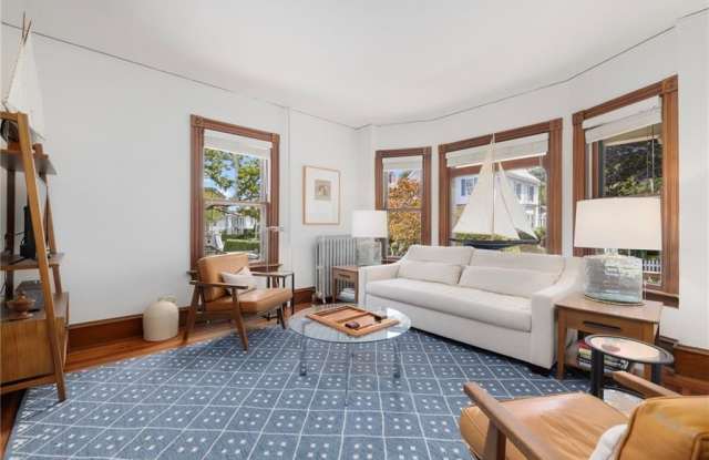 14 Greenough Place unit: B